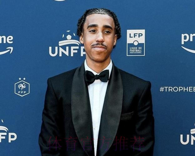 记者:皇马2000万欧+1000万欧浮动报价约罗遭拒